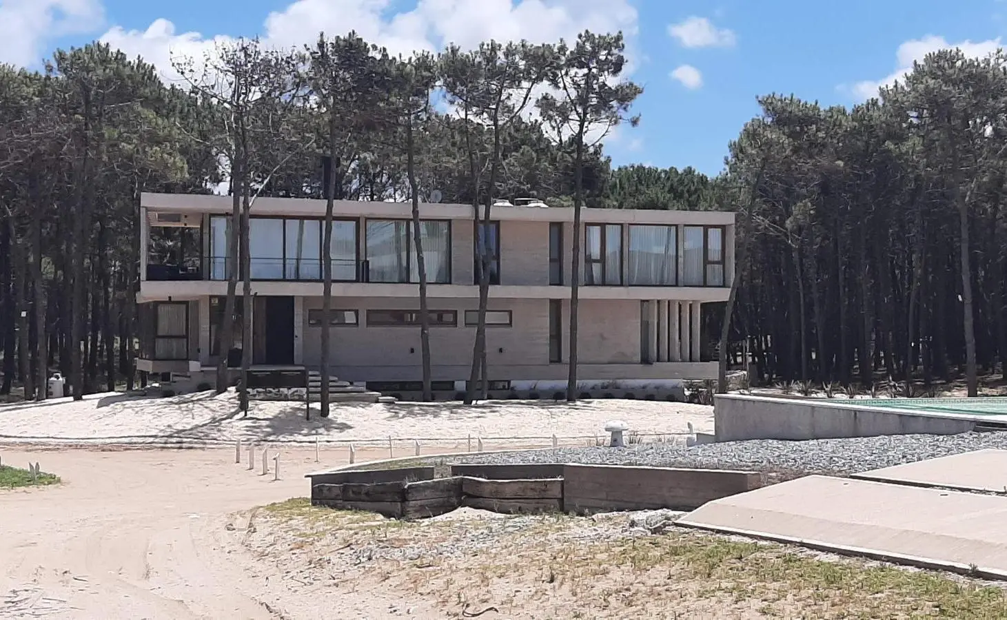 Casa en Villarobles a 50mts Playa, Pinamar 2