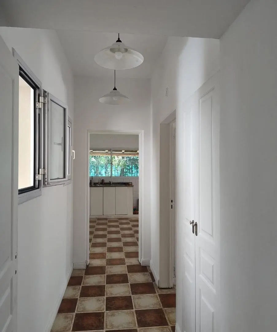 Casa en St. Mathews Village, Pilar 4