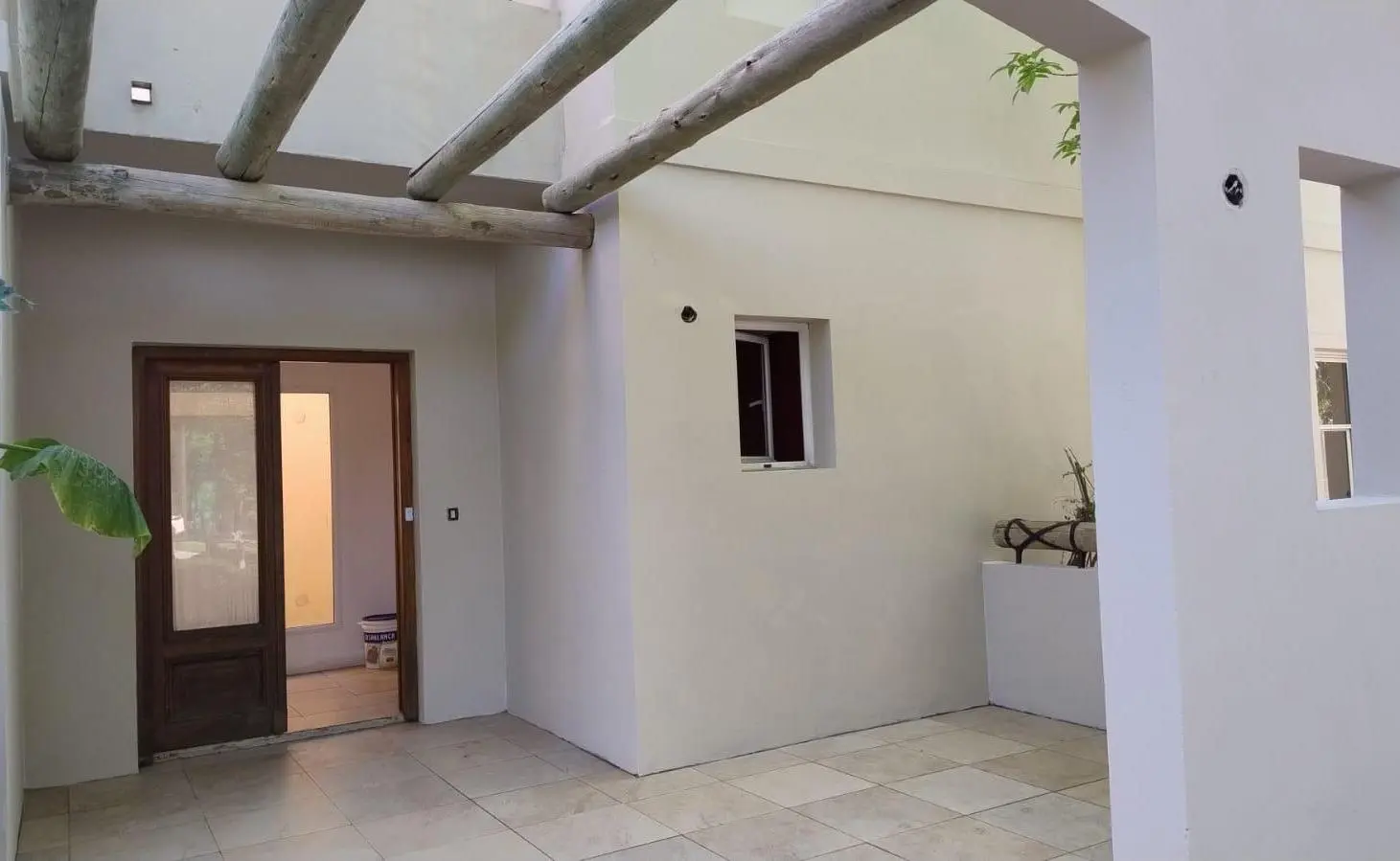 Casa en St. Mathews Village, Pilar 2