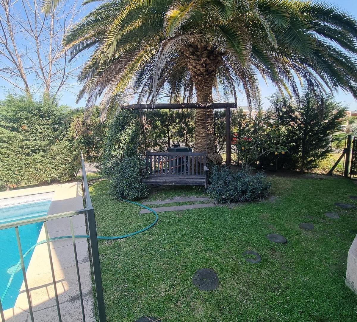 Casa en Los Jazmines, Pilar del Este