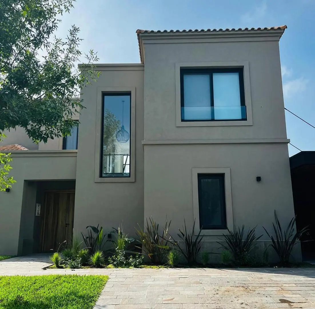 Casa en  Ayres Plaza, Pilar Venta 5 ambientes 4