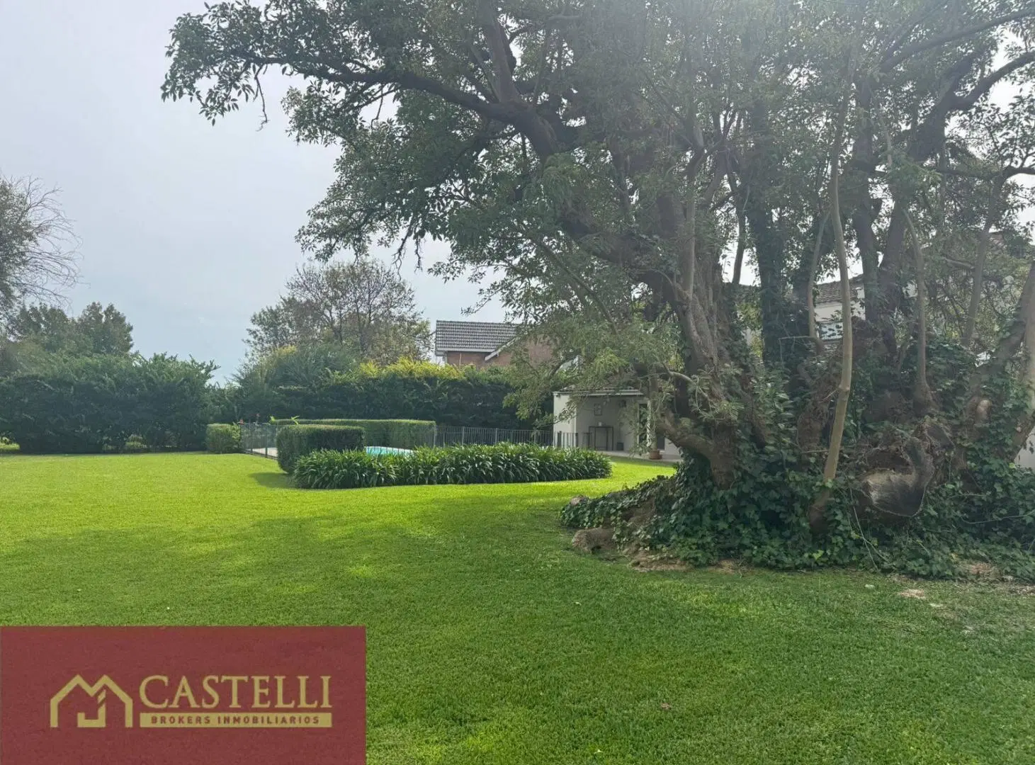 Casa en venta de 7 ambientes en Ayres de Pilar 5