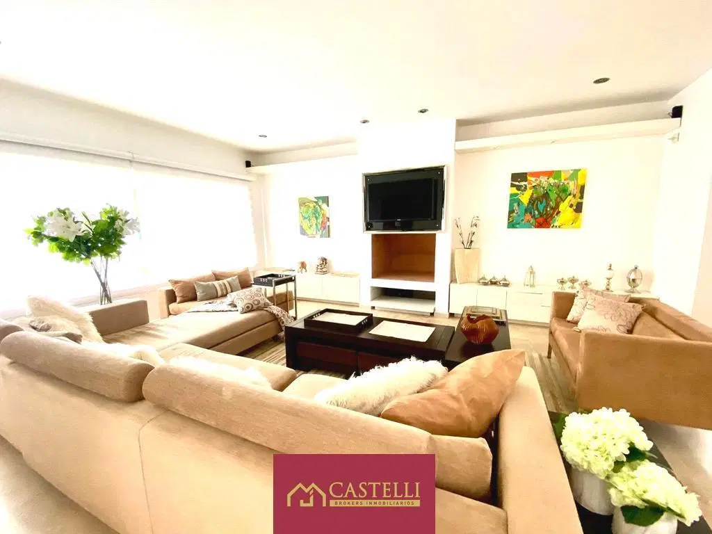 CASA EN VENTA EN AYRES DE PILAR 4