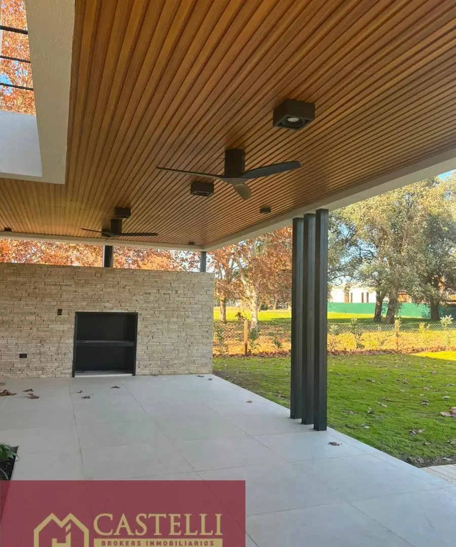 Casa en venta 5 ambientes en Pilara 3