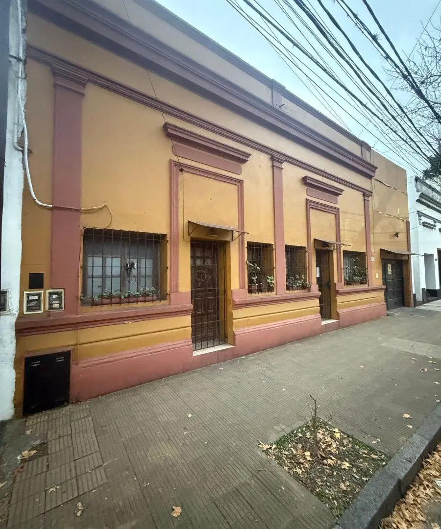 Venta casa 5 ambientes Olivos 3