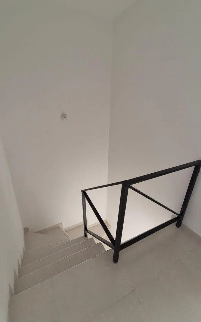 DUPLEX TRES DORMITORIOS EN DOCTA AVENIDA 5