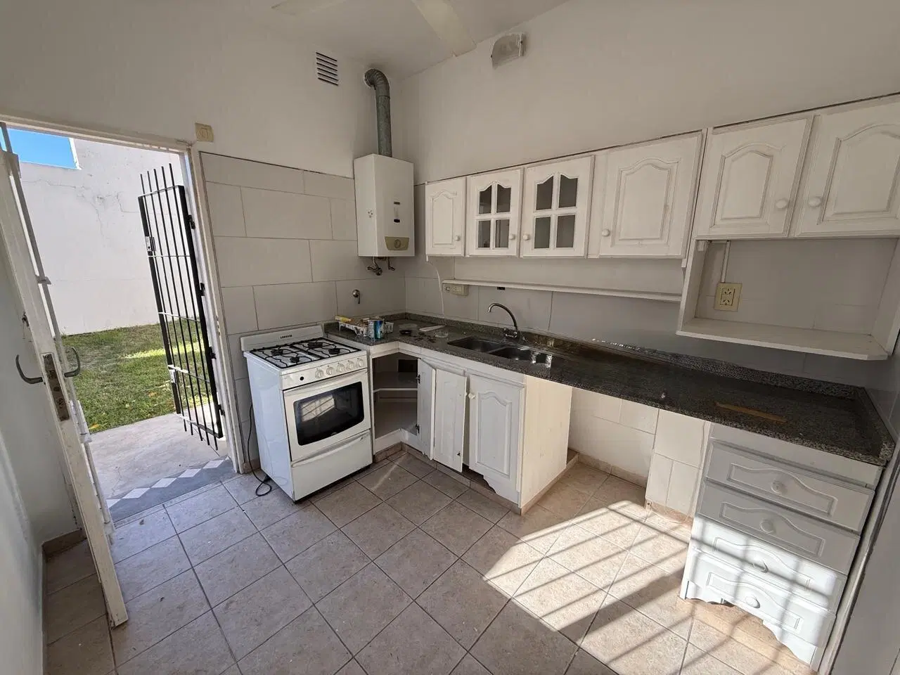 Casa en Venta 2 Dorm. Capitán Bermúdez 5