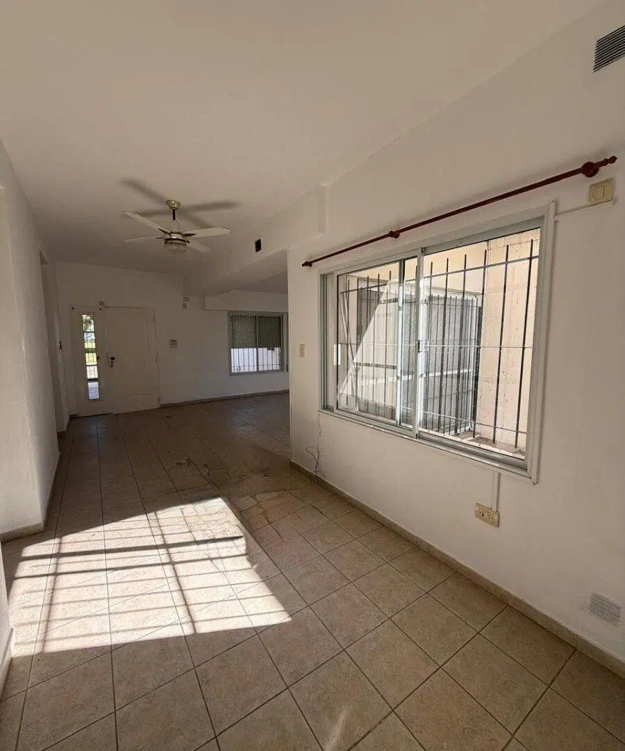 Casa en Venta 2 Dorm. Capitán Bermúdez 3