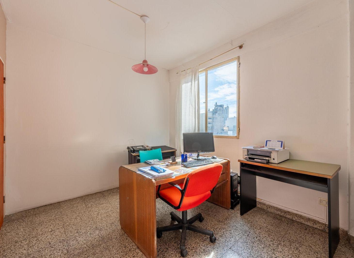 Foto de Venta o Alquiler 3 Oficinas con sala de espera, imagen 4
