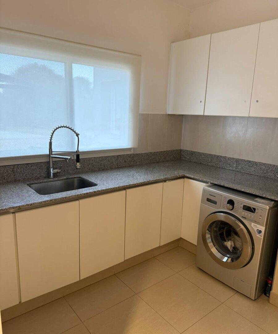 Foto de VENTA CASA DE UNA SOLA PLANTA-BARRIO CERRADO CAUSANA-AUT. CORDOBA-VILLA, imagen 3
