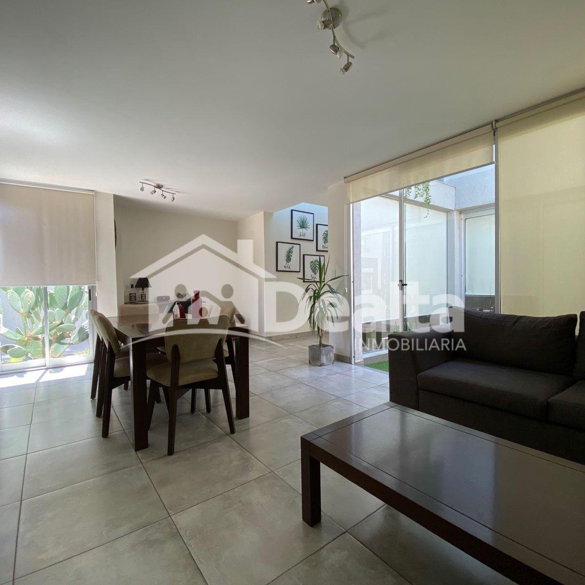 Duplex 2 Dorm. Amueblado con Cochera 4