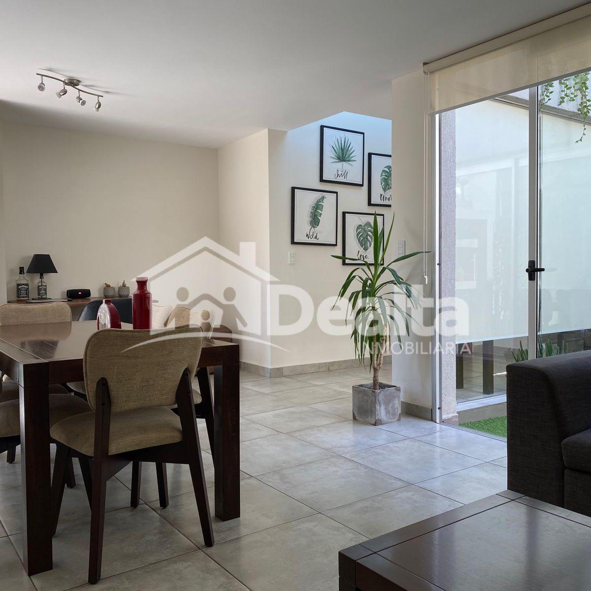 Duplex 2 Dorm. Amueblado con Cochera 2