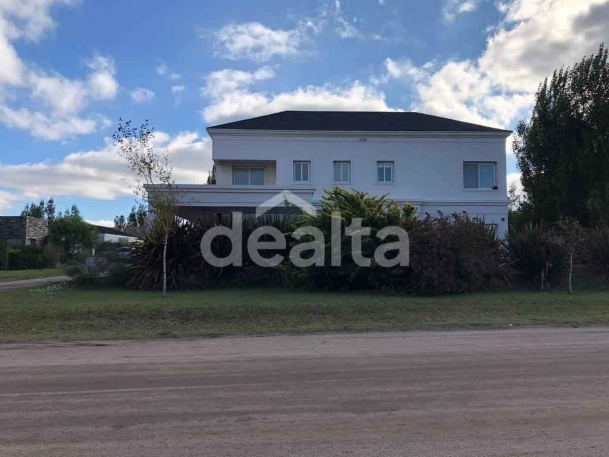 Casa de 3 Habitaciones en Country Riverside 3
