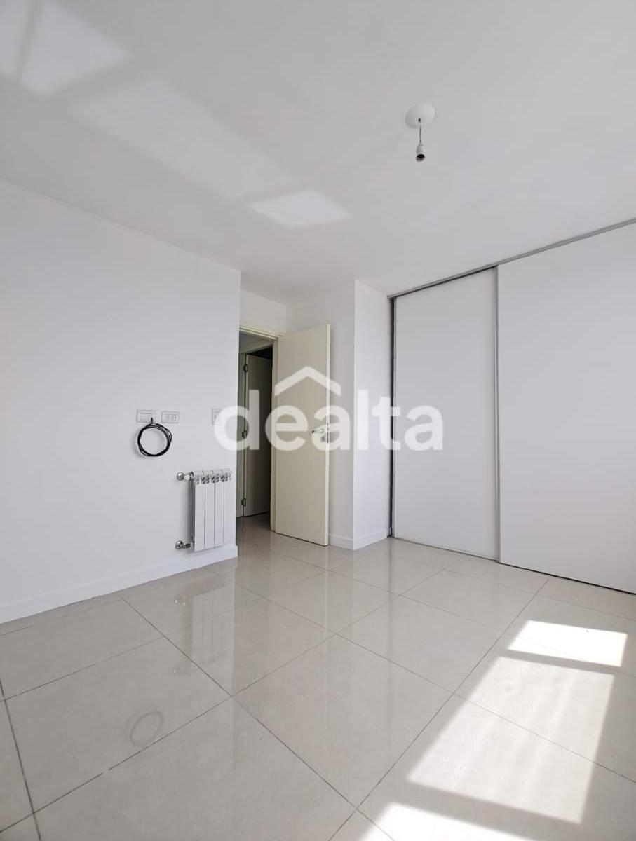 Departamento en Torre Insignia 3 5