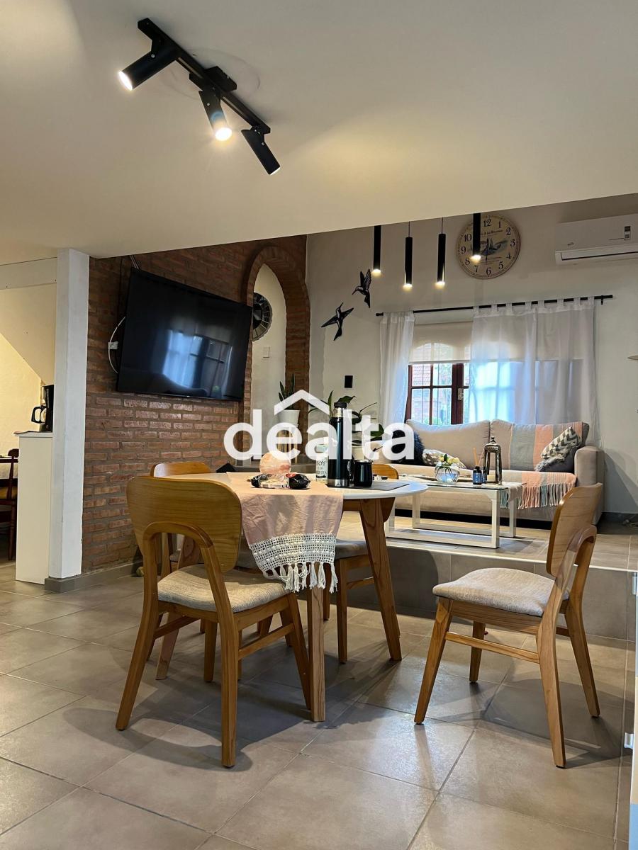 Casa de 3 Dorm. en Zona Residencial 2