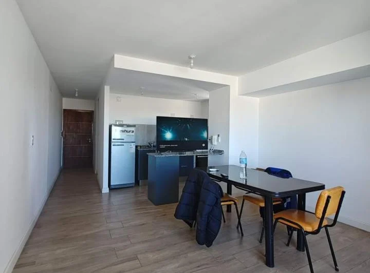 Departamento en VENTA de 1 dorm. 3