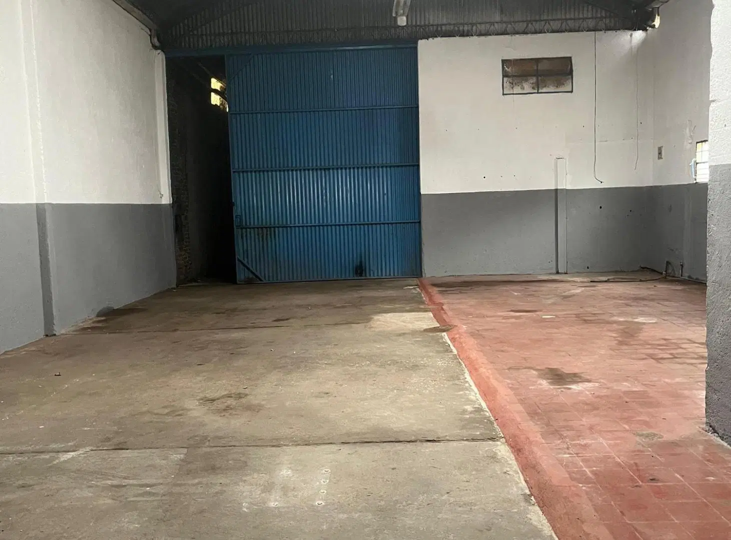 LOCAL COMERCIAL Y GALPONES EN VENTA 5