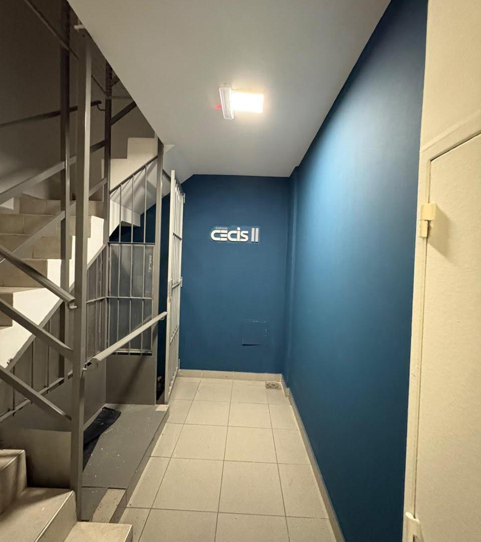 Foto de Oficina en alquiler CECIS II piso 8, imagen 1
