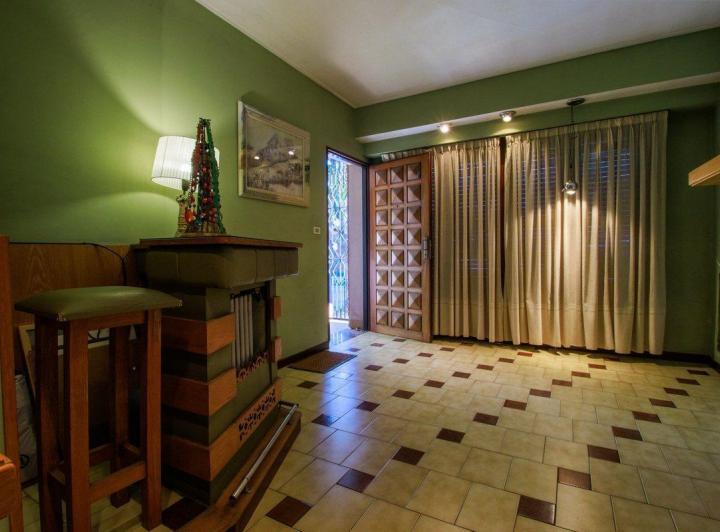 ESPECTACULAR CASA EN VENTA 6 AMB EN VILLA MARTELLI 3
