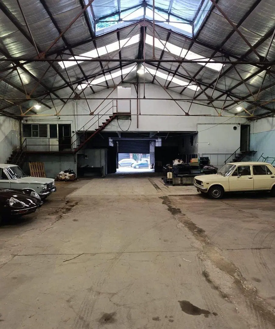 Venta de Galpon. Excelente Ubicación. 5