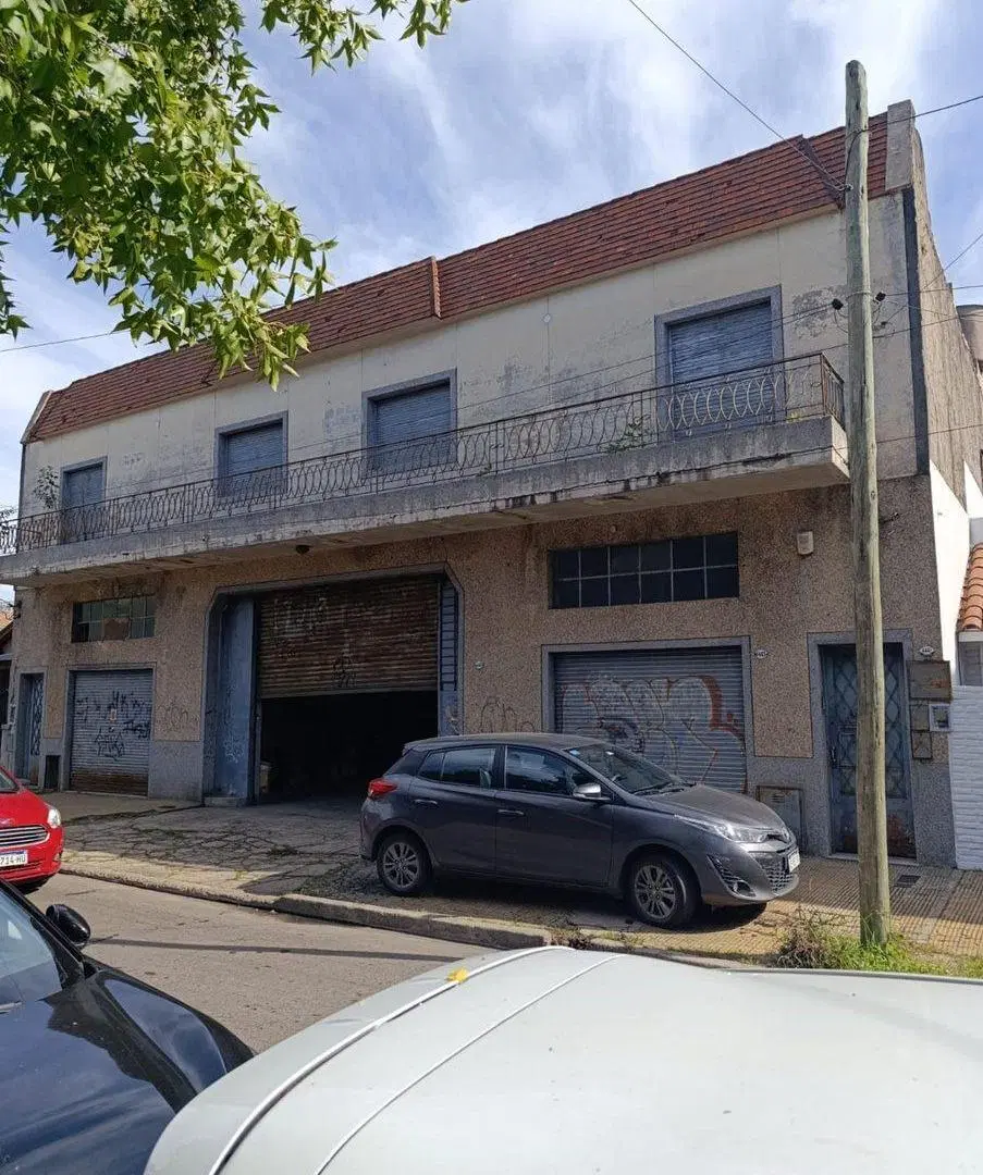 Venta de Galpon. Excelente Ubicación. 5