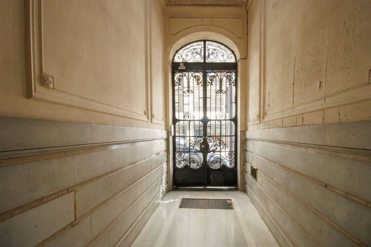 Venta Departamento 5 Ambientes Al Frente - CABA 5