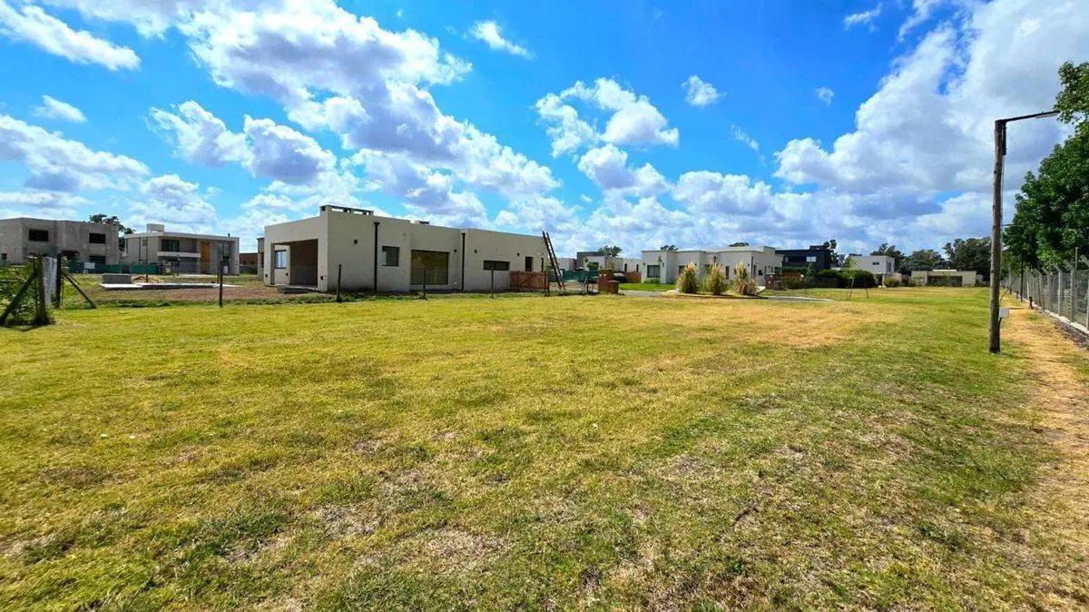 Lote en Venta Barrio Santa Elisa Pilar Del Este 2