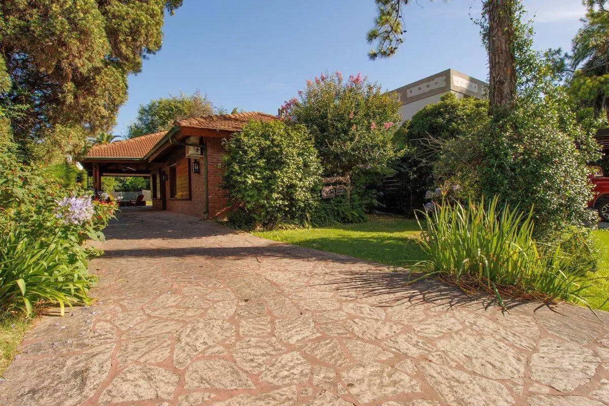 VENTA CASA 4 AMB. Maschwitz Club- Pileta-Parrilla 3