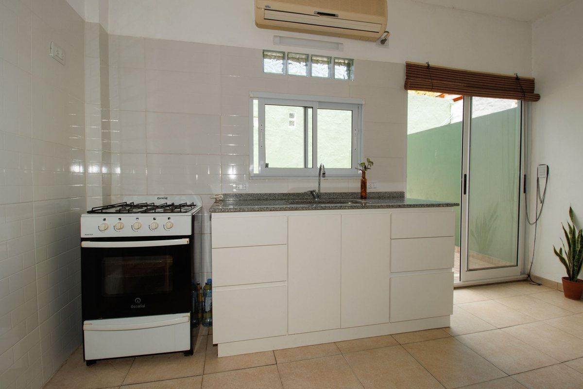 Foto de VENTA PH 3AMB AL FRENTE VILLA MAIPU, imagen 2