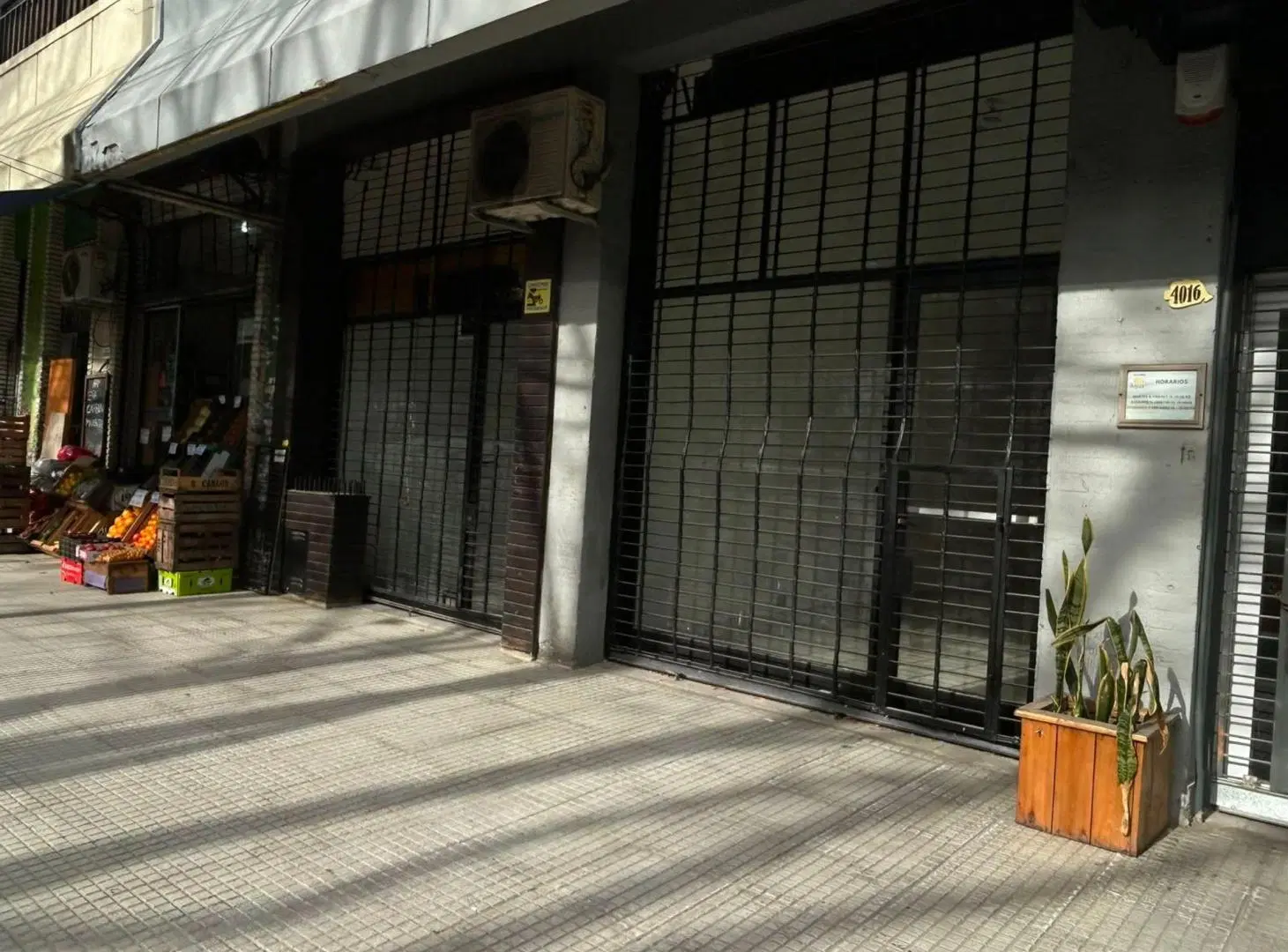 Local en comercial en venta en Munro 4
