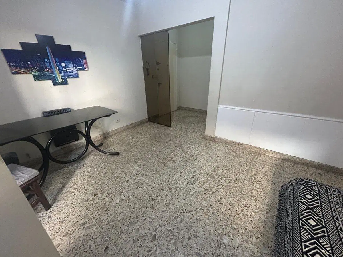 DEPARTAMENTO 2 AMBIENTES EN VILLA DEVOTO 2° PISO 4