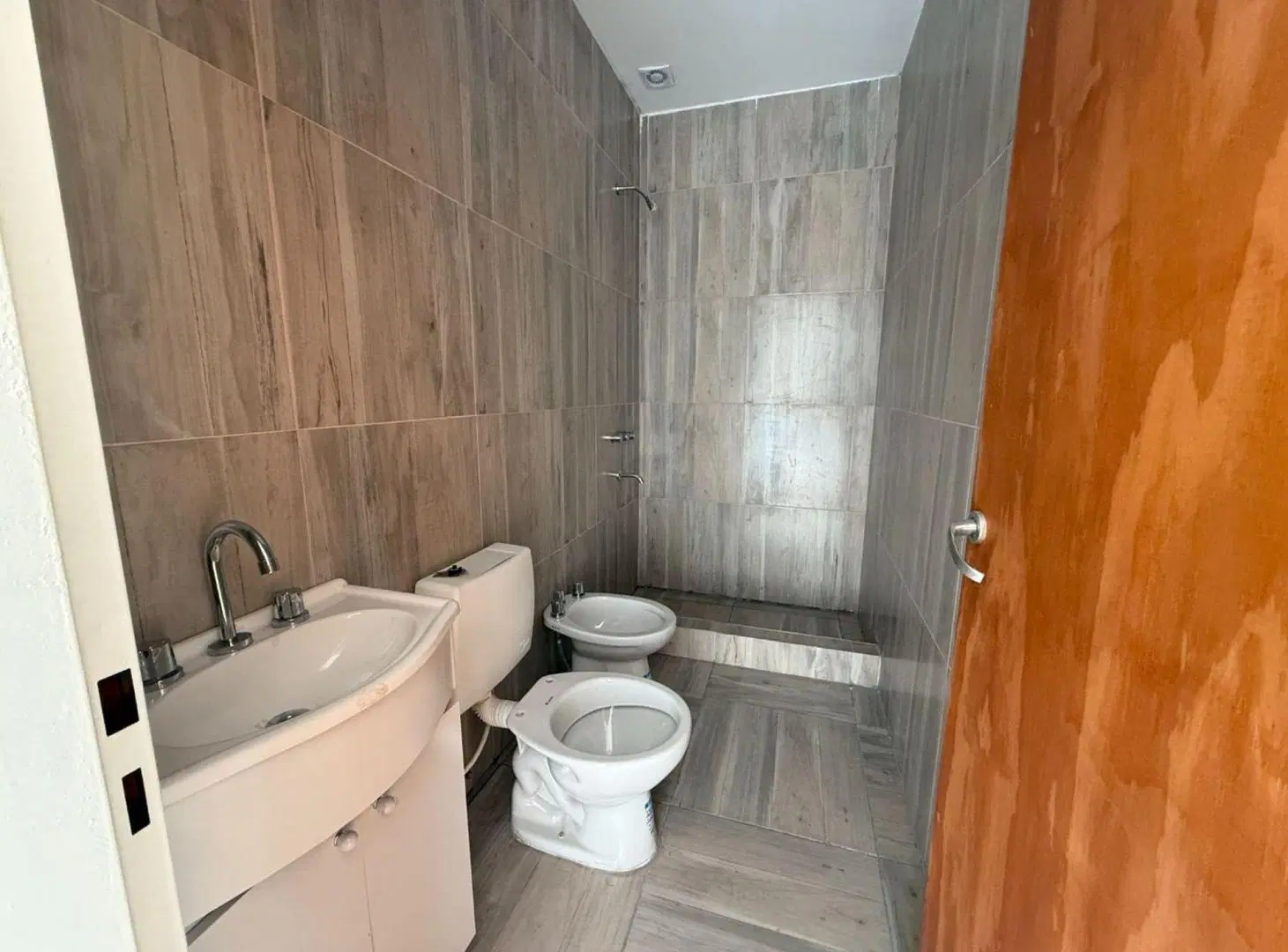 VENTA PH 2 AMBIENTES A ESTRENAR EN VILLA BOSCH 4