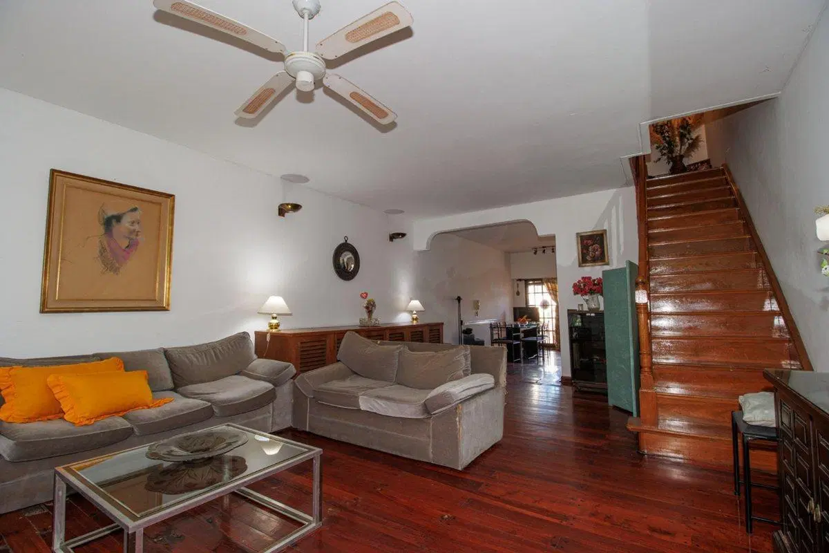 VENTA Triplex 5 ambientes Olivos-Cochera 4