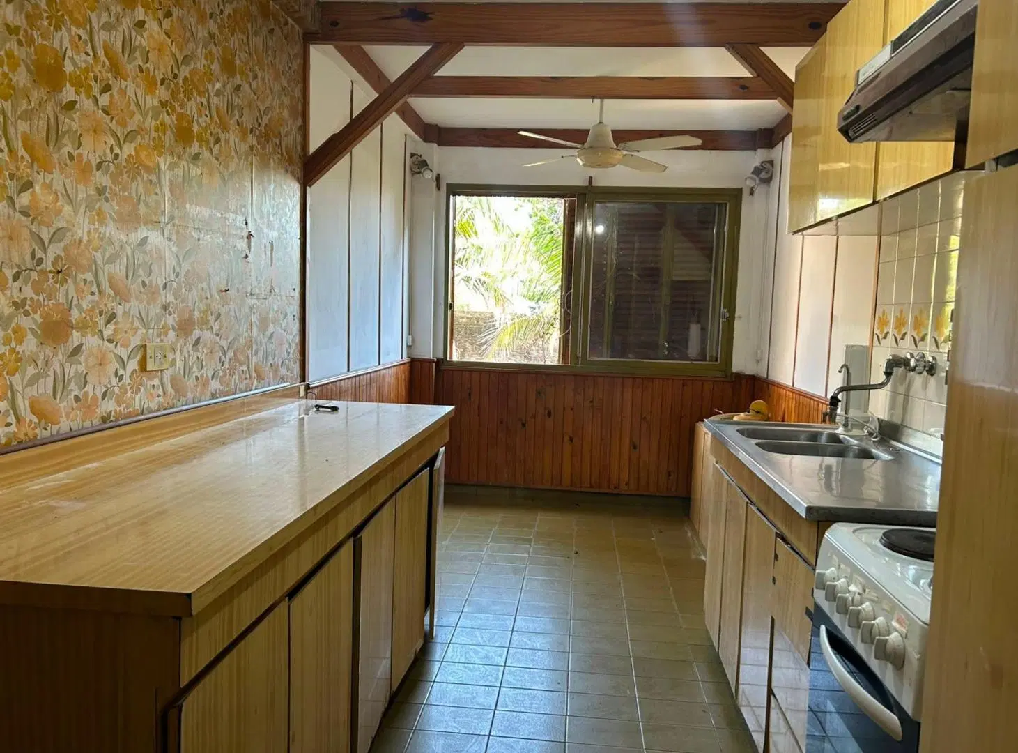 Depto 3 Amb con Cochera y Balcon en venta 4