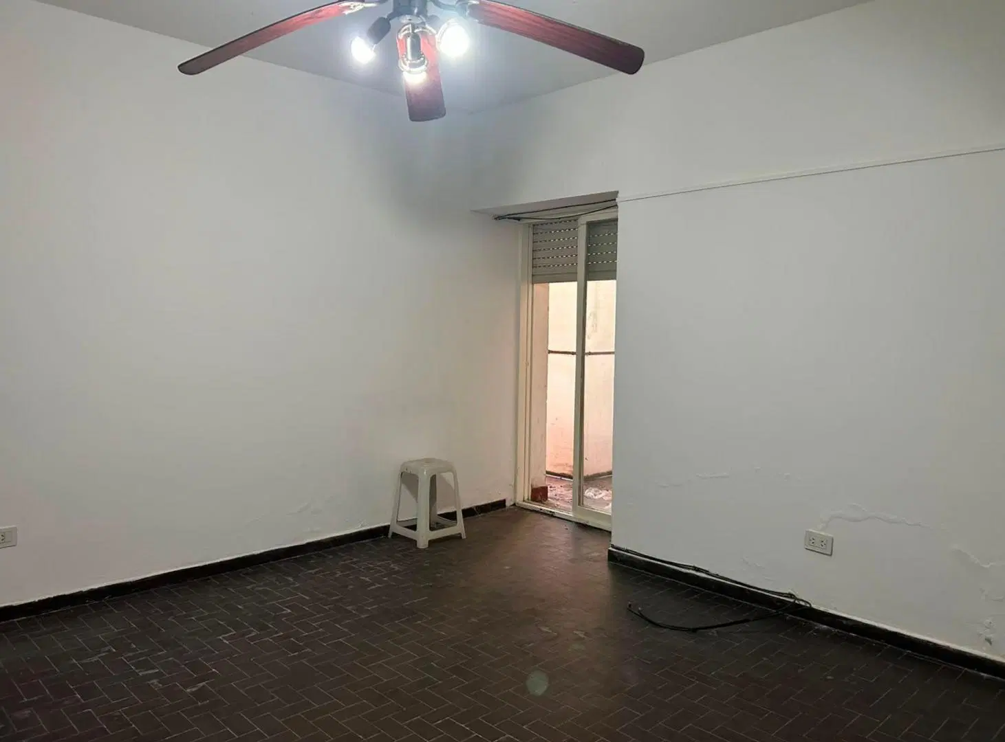 Departamento 2 Ambientes con Patio en Venta 5