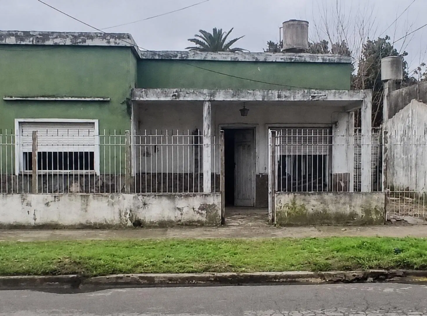 Casa con gran terreno en Garín a reciclar 2