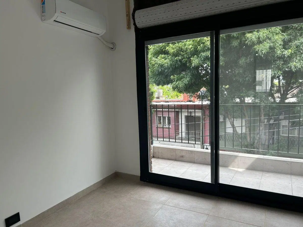 Depto 2amb en venta en Munro 2