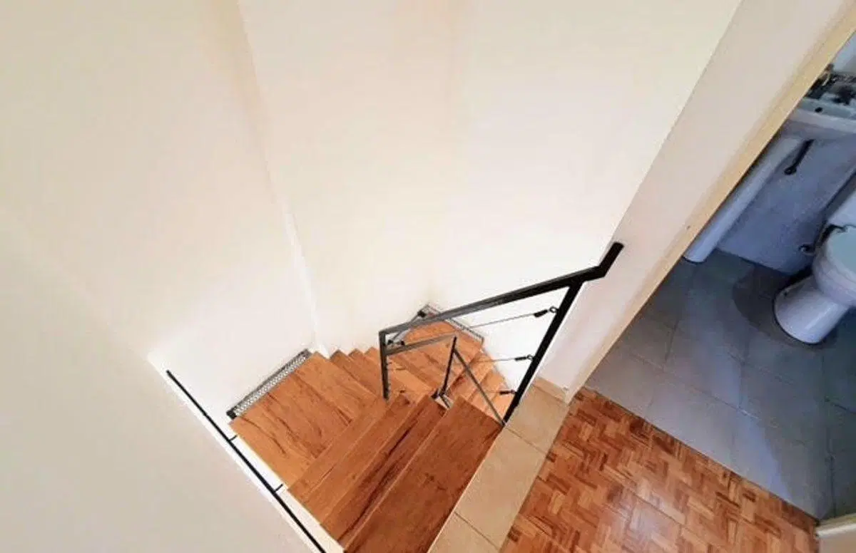 PH EN DUPLEX 2 AMB 1ER. PISO BALCON CONTRAFRENTE. 5
