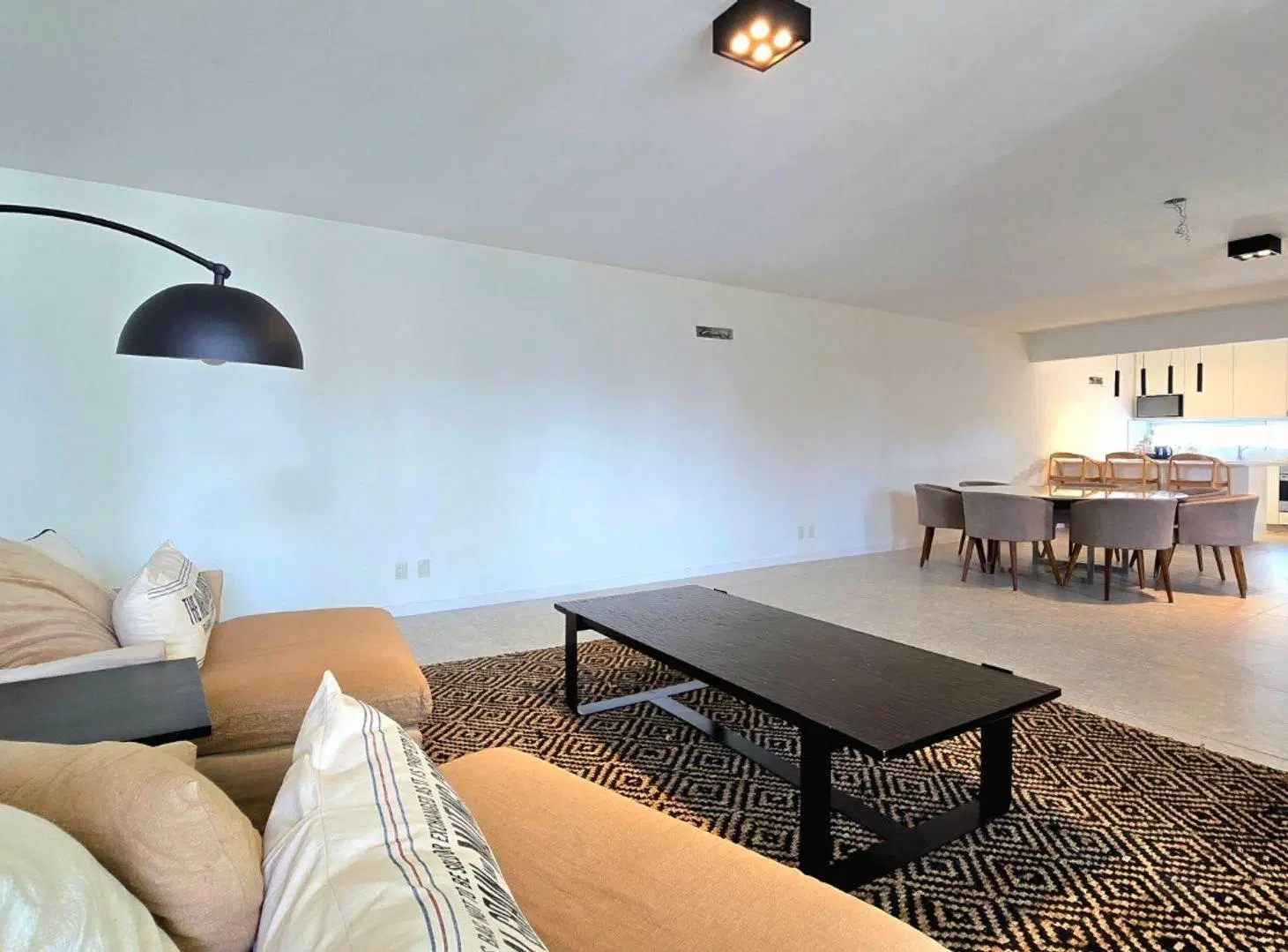 DEPARTAMENTO A ESTRENAR 4 AMBIENTES EN DEVOTO 2