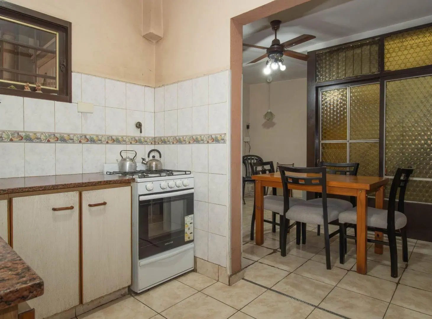 Venta de Casa 5 ambientes en V.Ballester 5