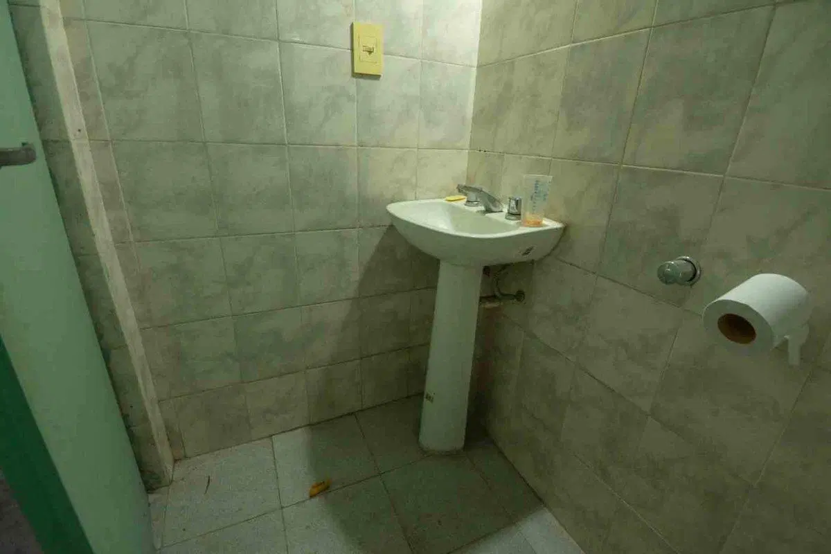 VENTA DEPOSITO EN RAMOS MEJIA 300MTS 2