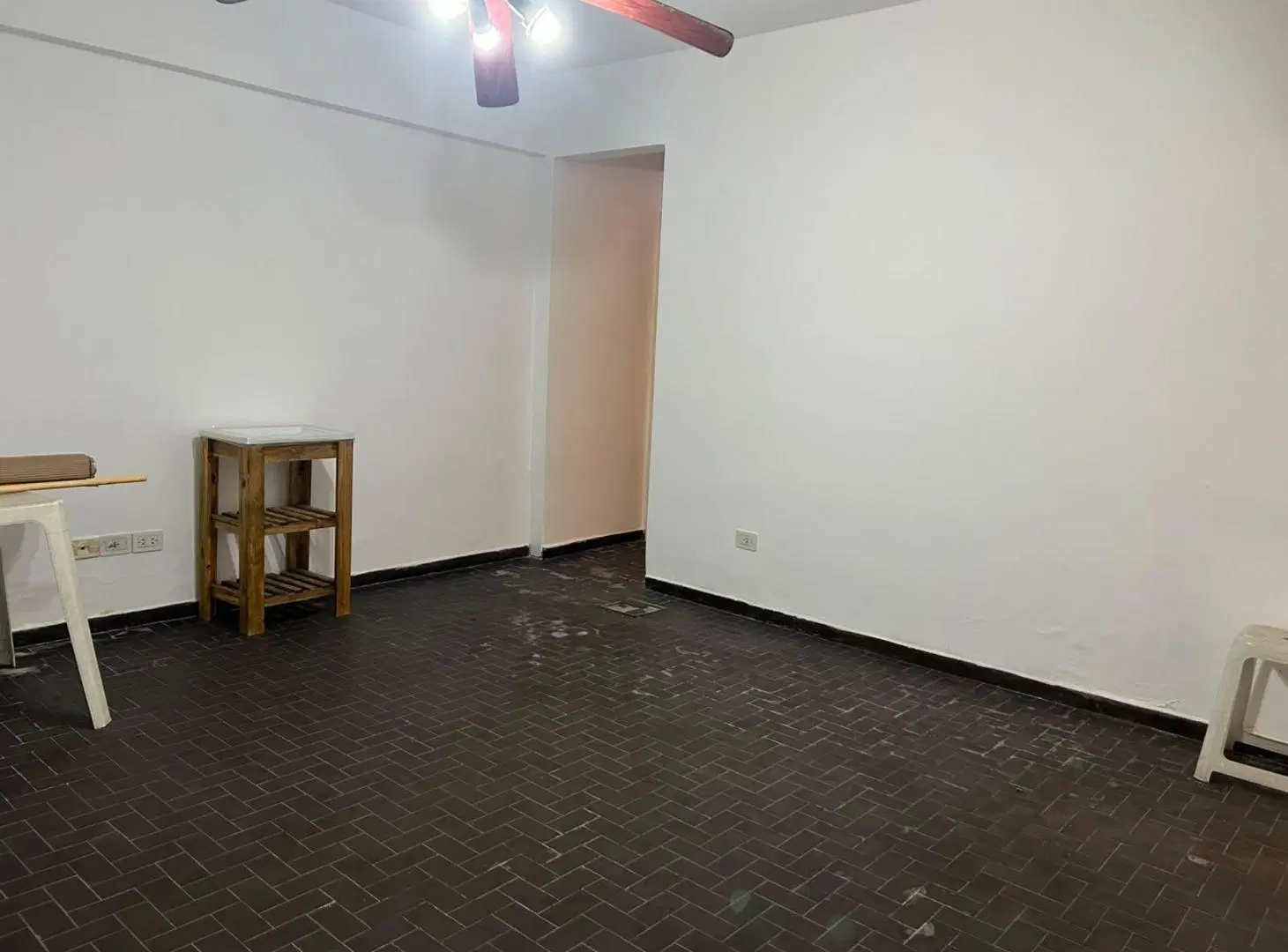 Departamento 2 Ambientes con Patio en Venta 4