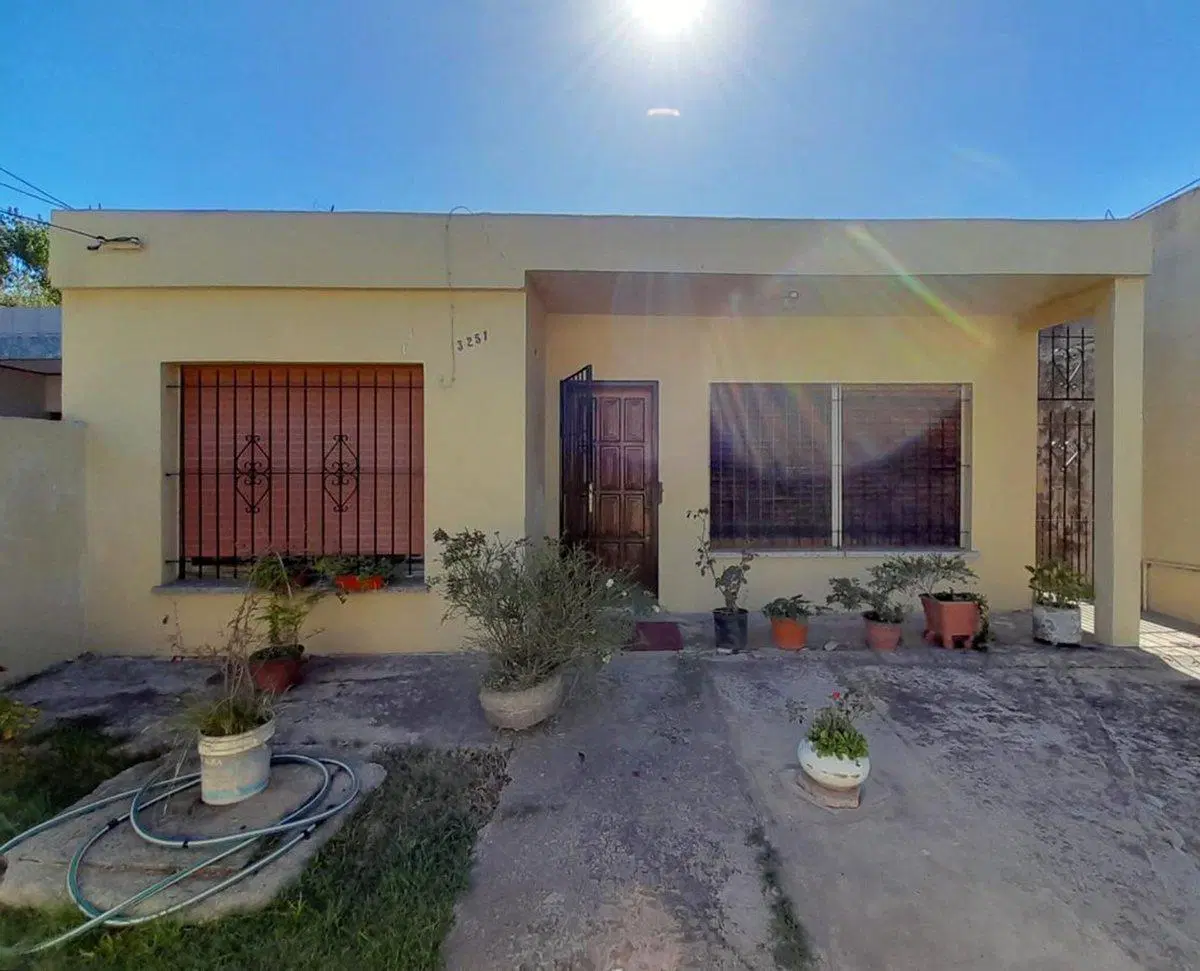 VENTA Y/0 PERMUTA CASA 3 AMB EN MONTE CHINGOLO 2