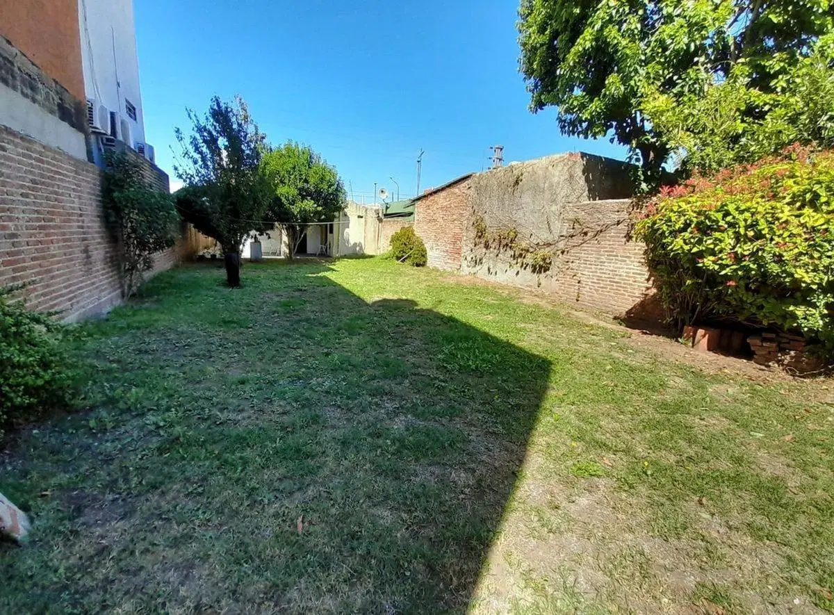 VENTA Y/0 PERMUTA CASA 3 AMB EN MONTE CHINGOLO 4