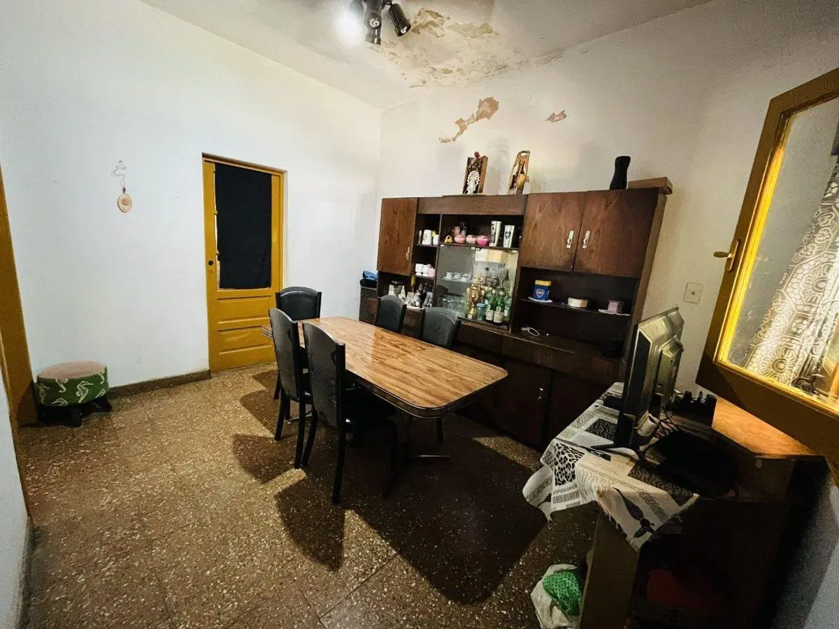 VENTA CASA LOTE PROPIO 3/4 ambientes 2