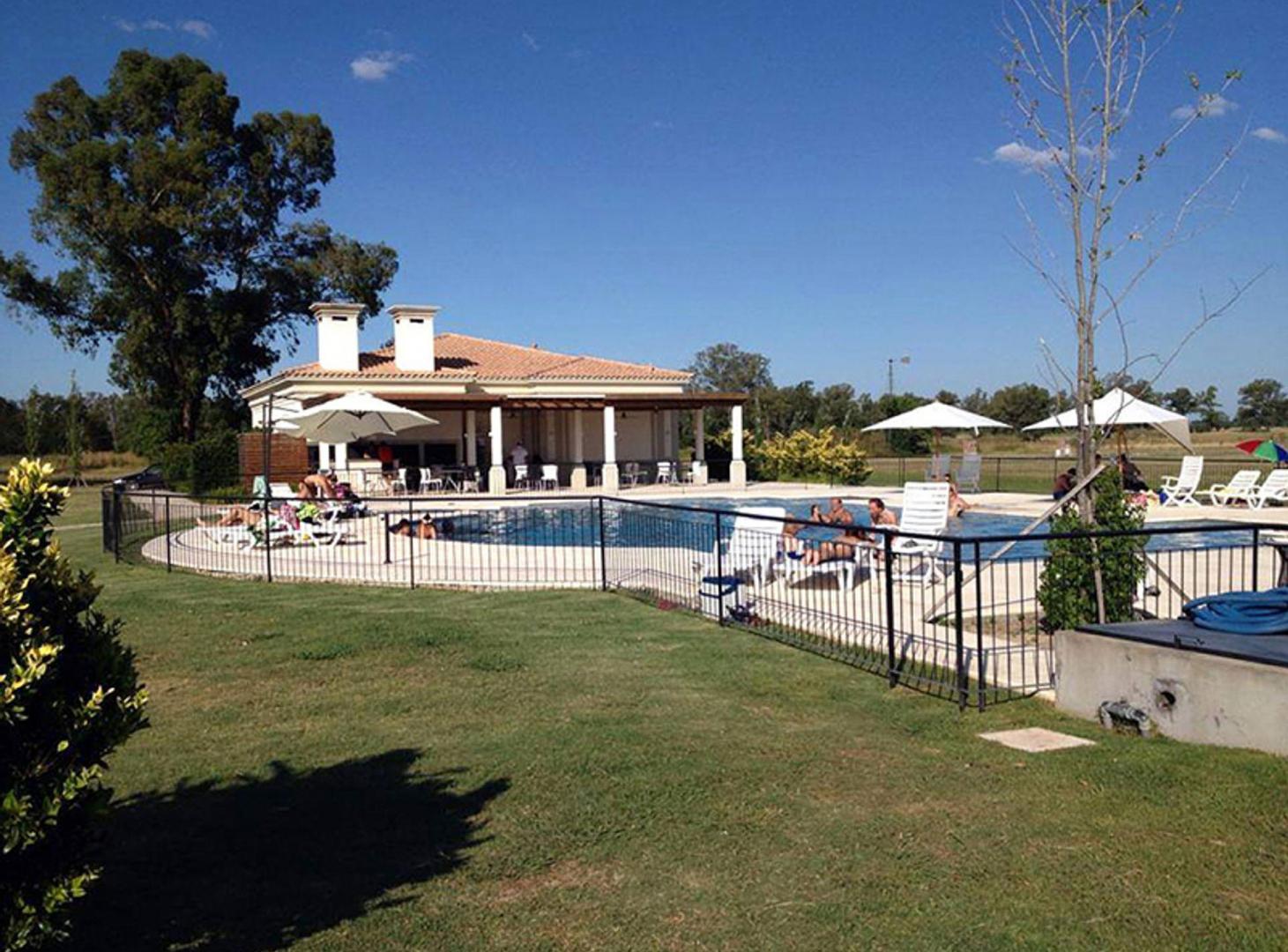 Foto de LOTE 1500 Mts2 EN PINARES COUNTRY CLUB, imagen 4