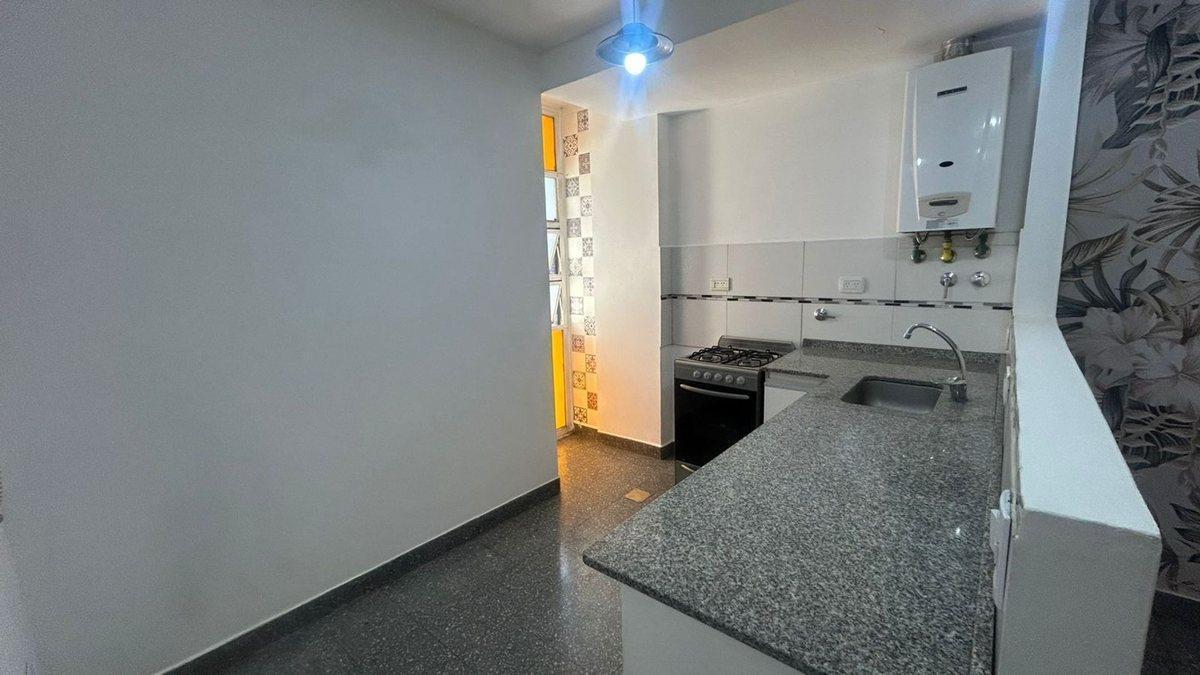 Foto de VENTA DPTO 3 AMB MUY BUEN ESTADO EN SAN MARTIN, imagen 5