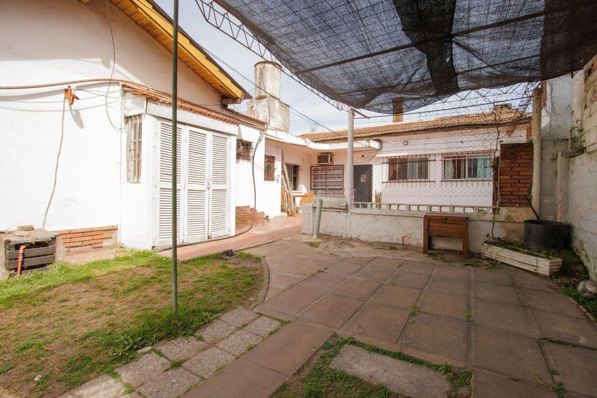Foto de VENTA CASA 3 AMB EN POLVORINES A REFACCIONAR, imagen 1
