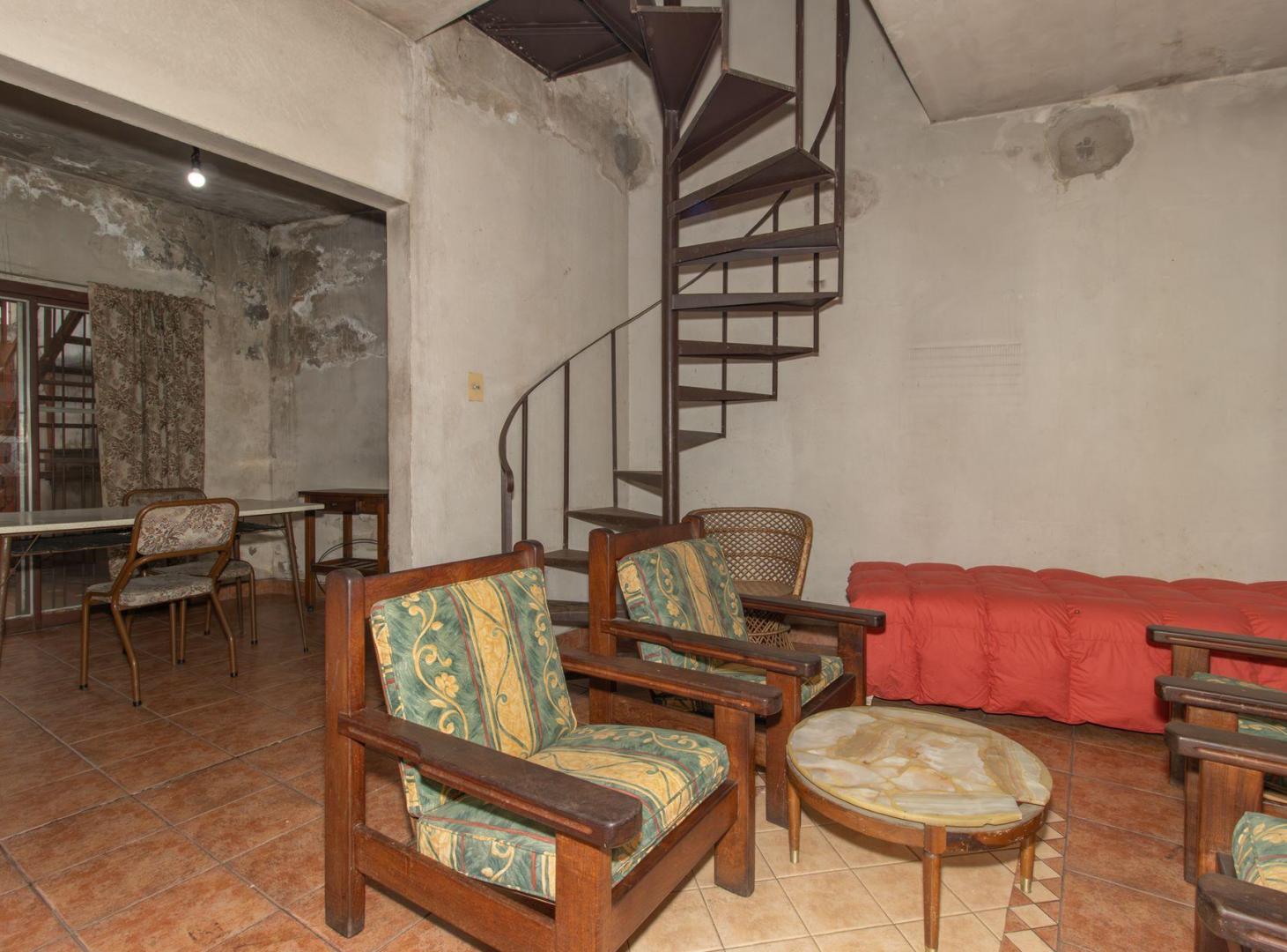 Foto de CASA DE 5 AMBIENTES DESARROLLADA EN DOS PLANTAS, imagen 2