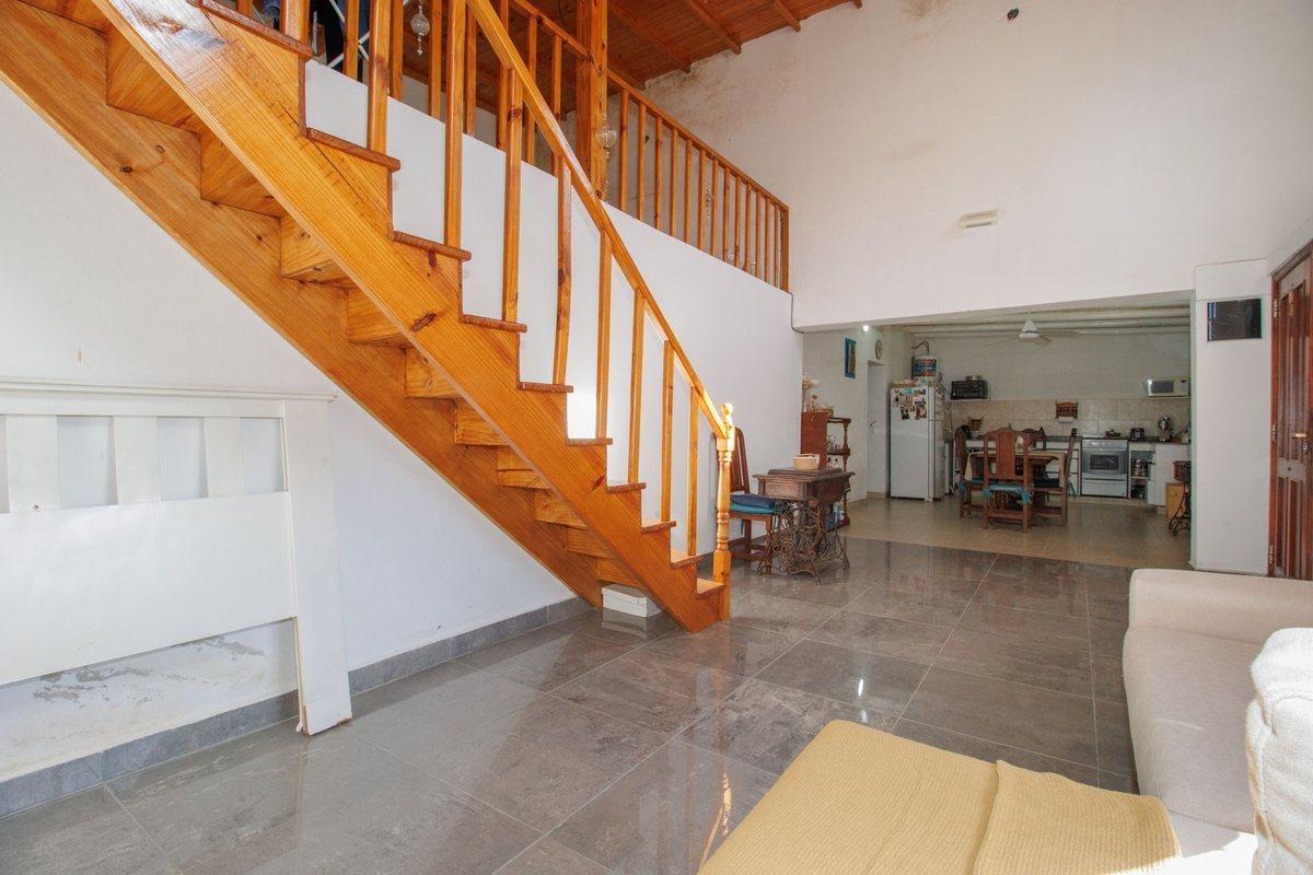 Foto de Venta de Casa en Lote Grande, imagen 4